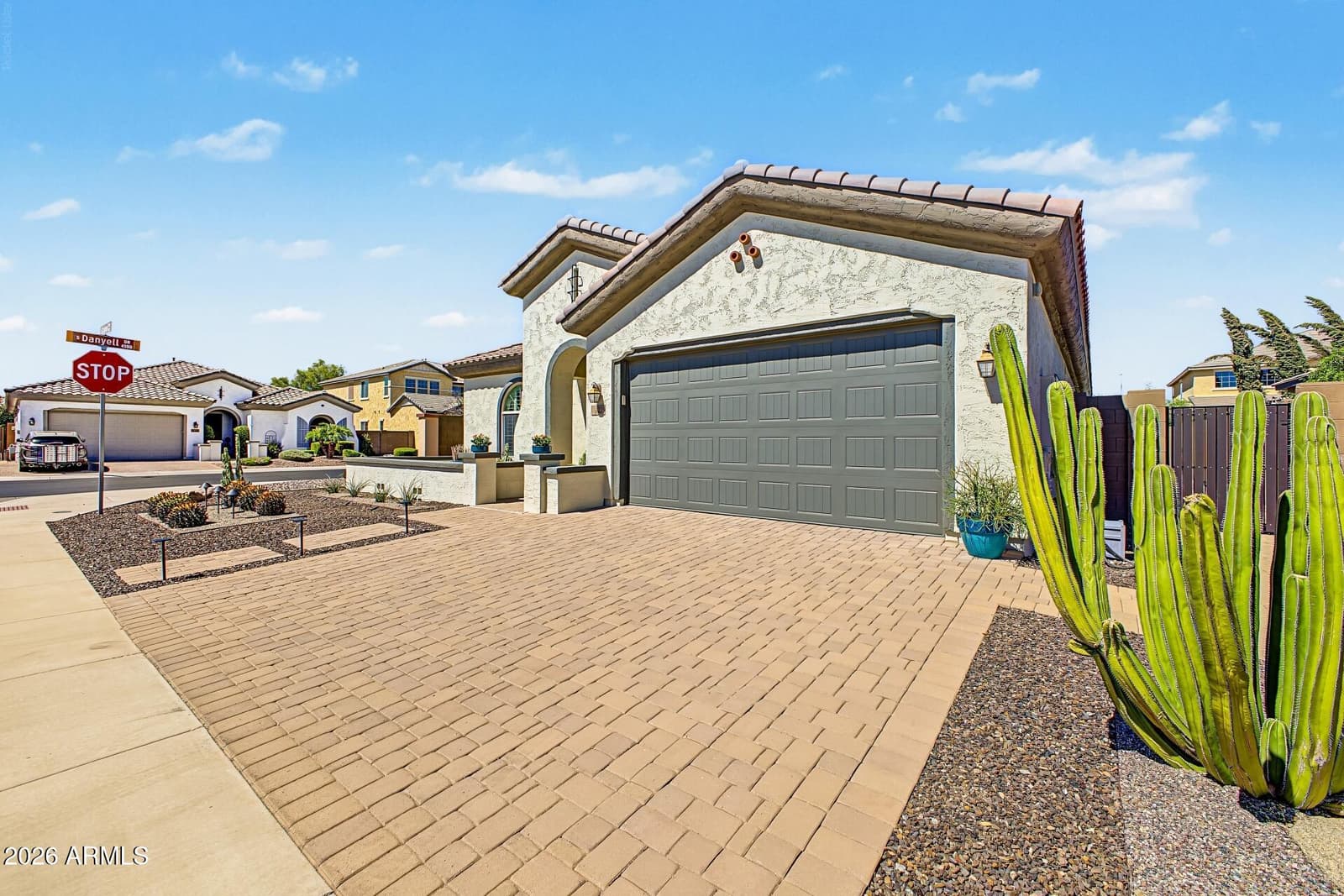1822 E Canyon Way, Chandler, AZ 85249 — photo 4 of 46