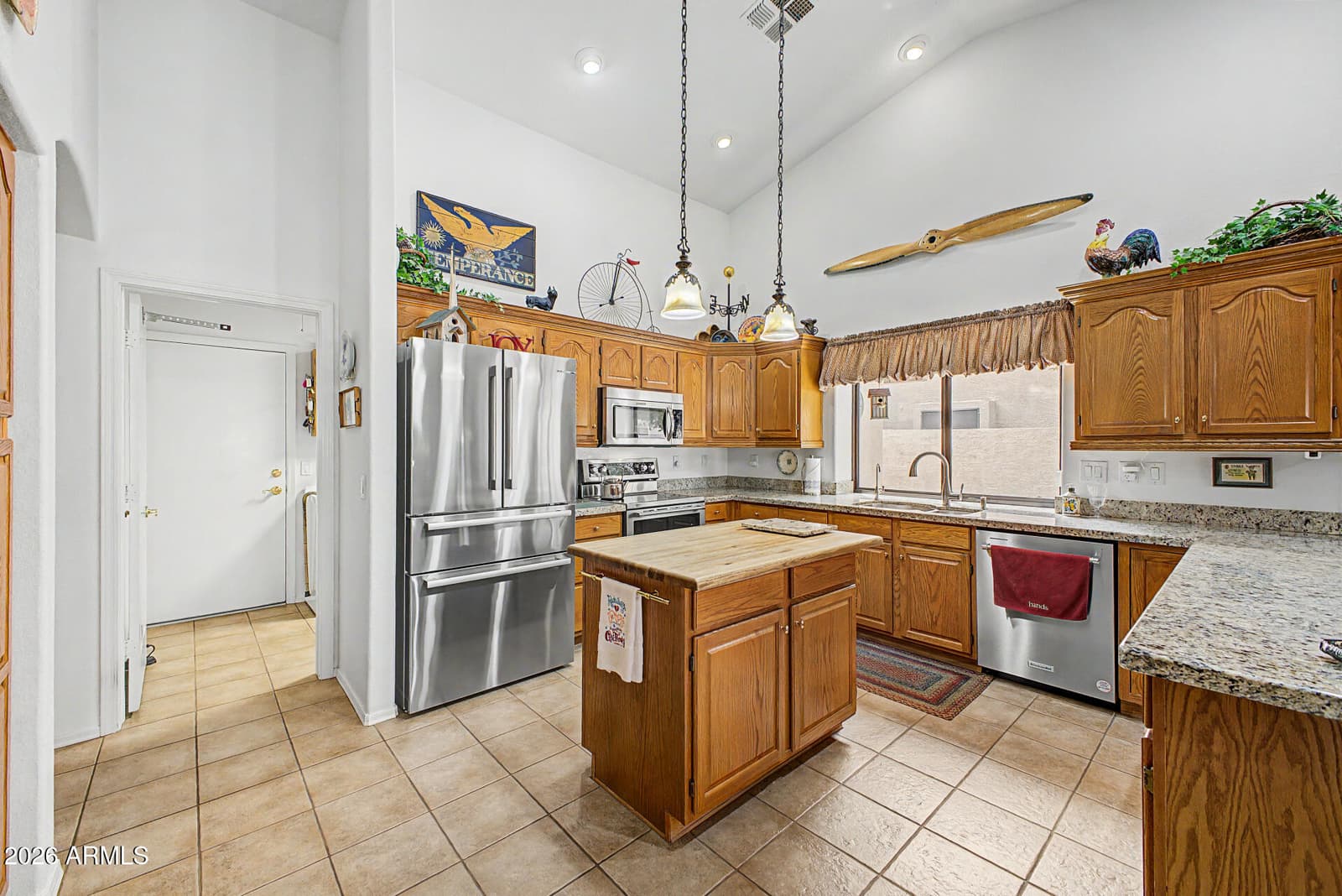 9142 W Palm Tree Drive, Peoria, AZ 85382 — photo 12 of 48