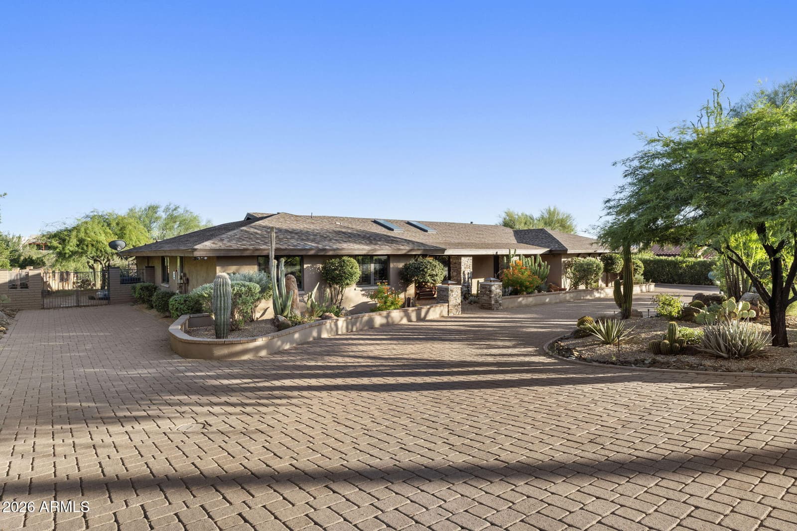 9045 E Lazywood Place, Carefree, AZ 85377 — photo 2 of 77