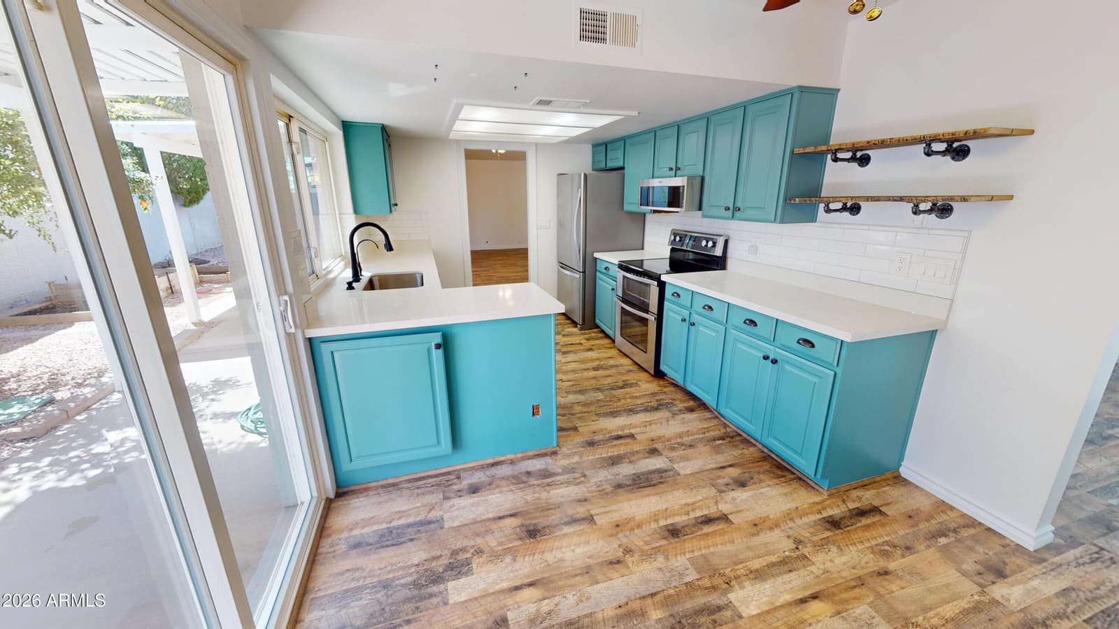 5134 W Purdue Avenue, Glendale, AZ 85302 — photo 11 of 34