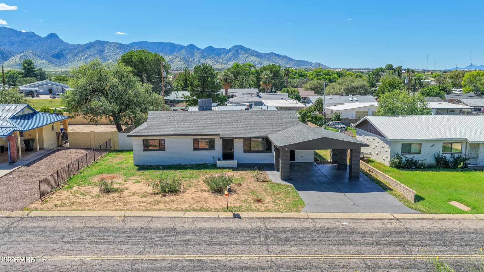 716 North Avenue, Sierra Vista, AZ 85635 — photo 6 of 47