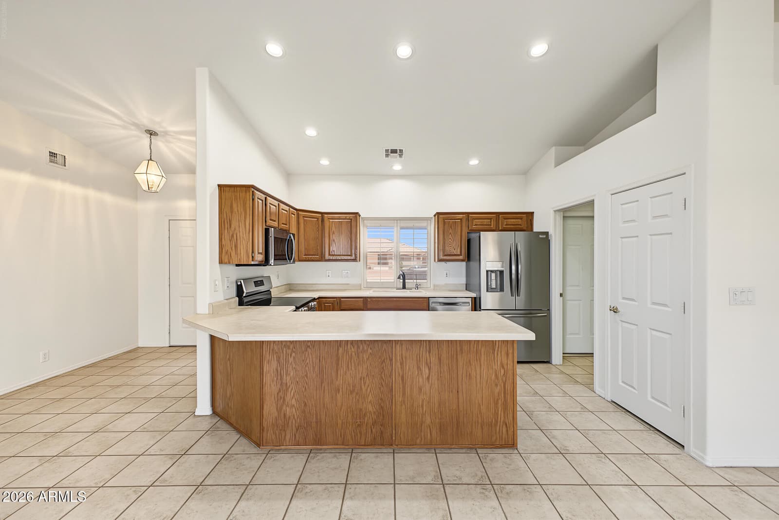 11511 E Milagro Avenue, Mesa, AZ 85209 — photo 13 of 33