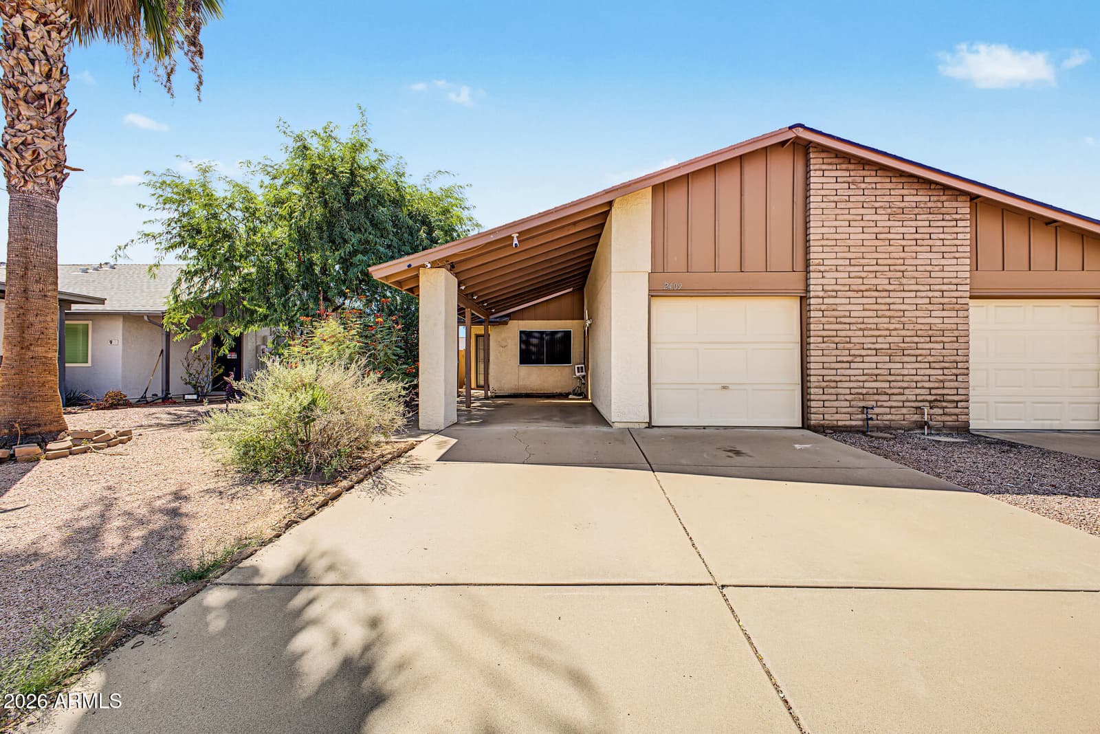 2409 W Kilarea Avenue, Mesa, AZ 85202 — photo 3 of 39