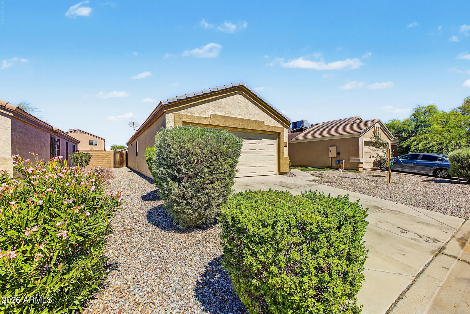 6642 E Flynn Avenue, Florence, AZ 85132 — photo 2 of 25