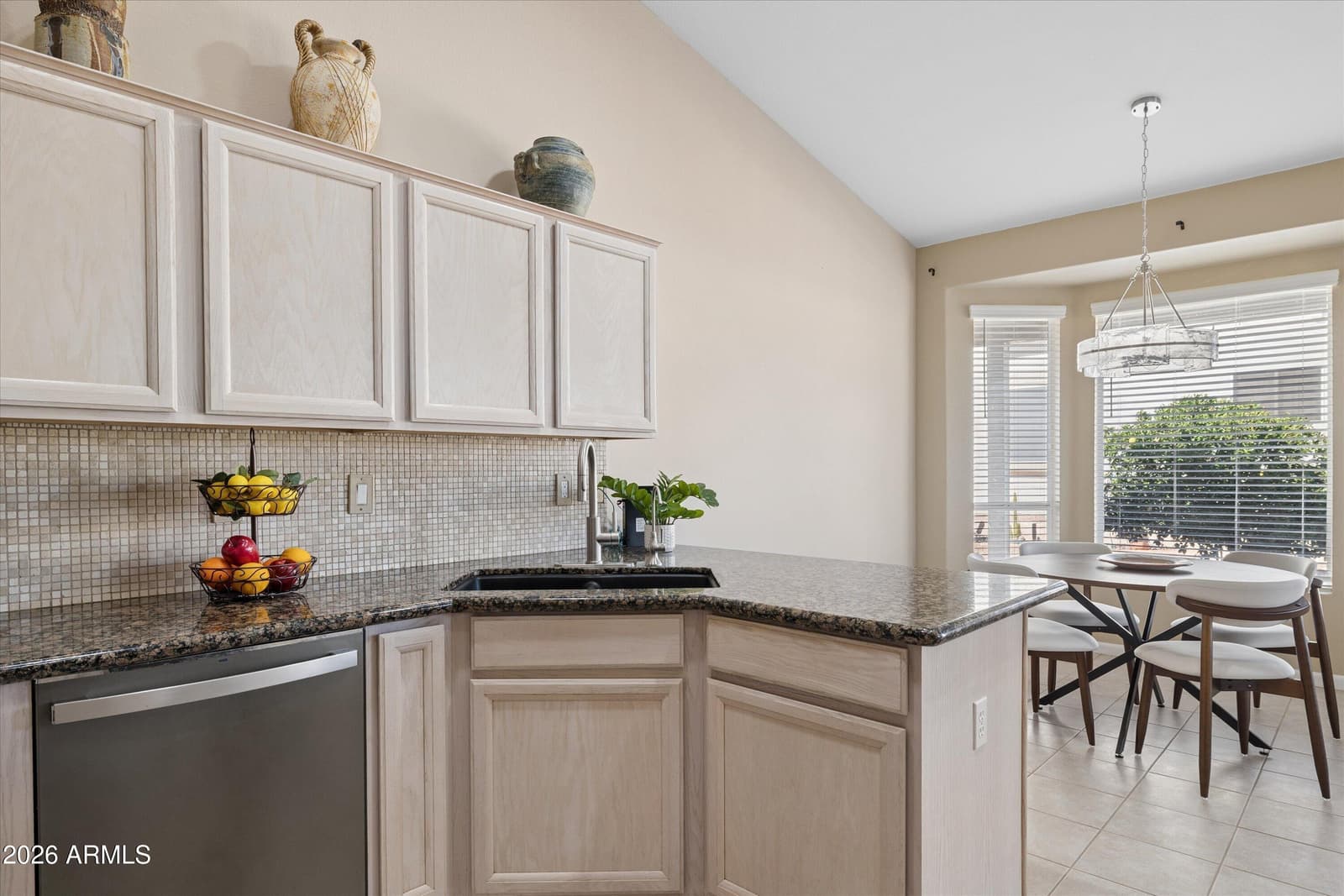 6329 S Sandtrap Drive, Gold Canyon, AZ 85118 — photo 16 of 74