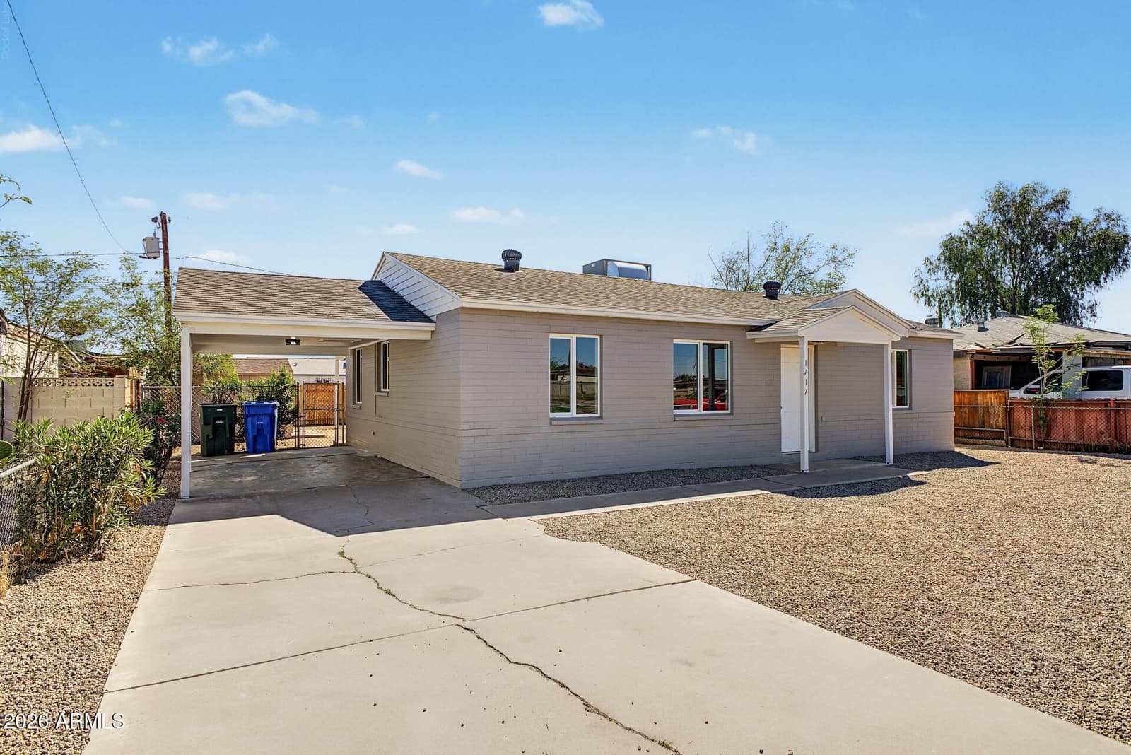 1717 W Pima Street, Phoenix, AZ 85007 — photo 2 of 29