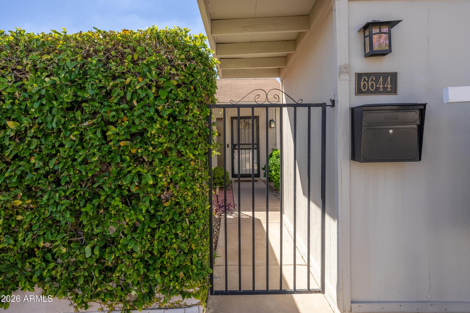 6644 N Majorca Lane E, Phoenix, AZ 85016 — photo 4 of 46