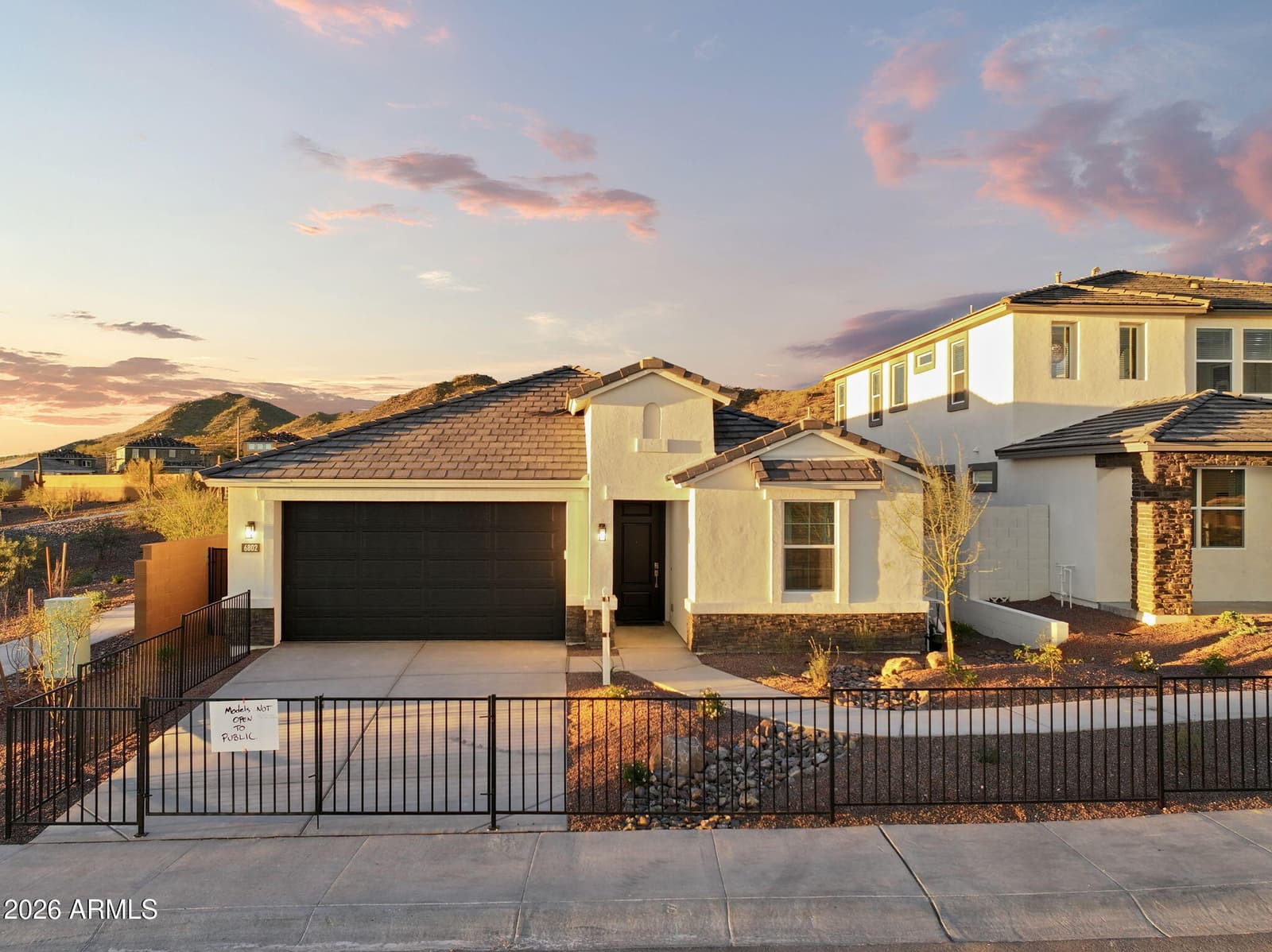 6802 W Spur Drive, Peoria, AZ 85383 — photo 3 of 50