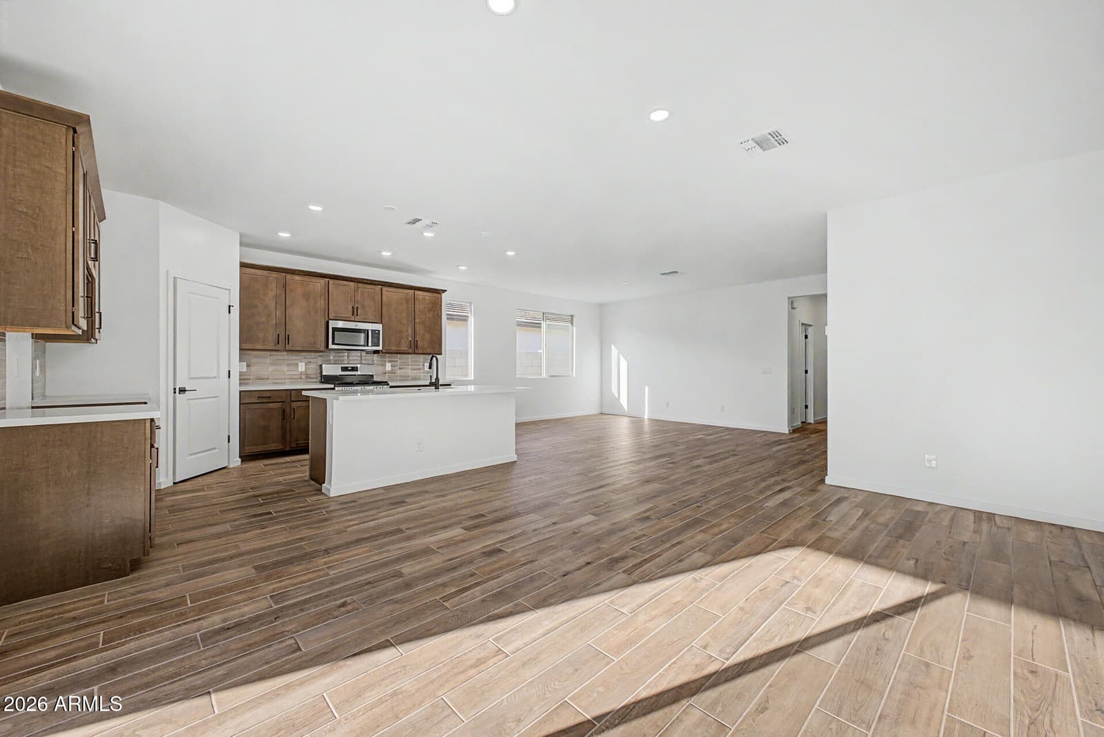 20627 N 225th Drive, Surprise, AZ 85387 — photo 6 of 32