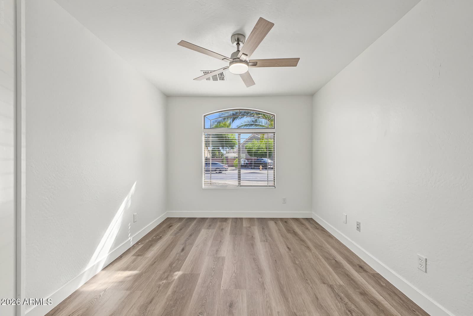 8542 W Cordes Road, Tolleson, AZ 85353 — photo 5 of 25