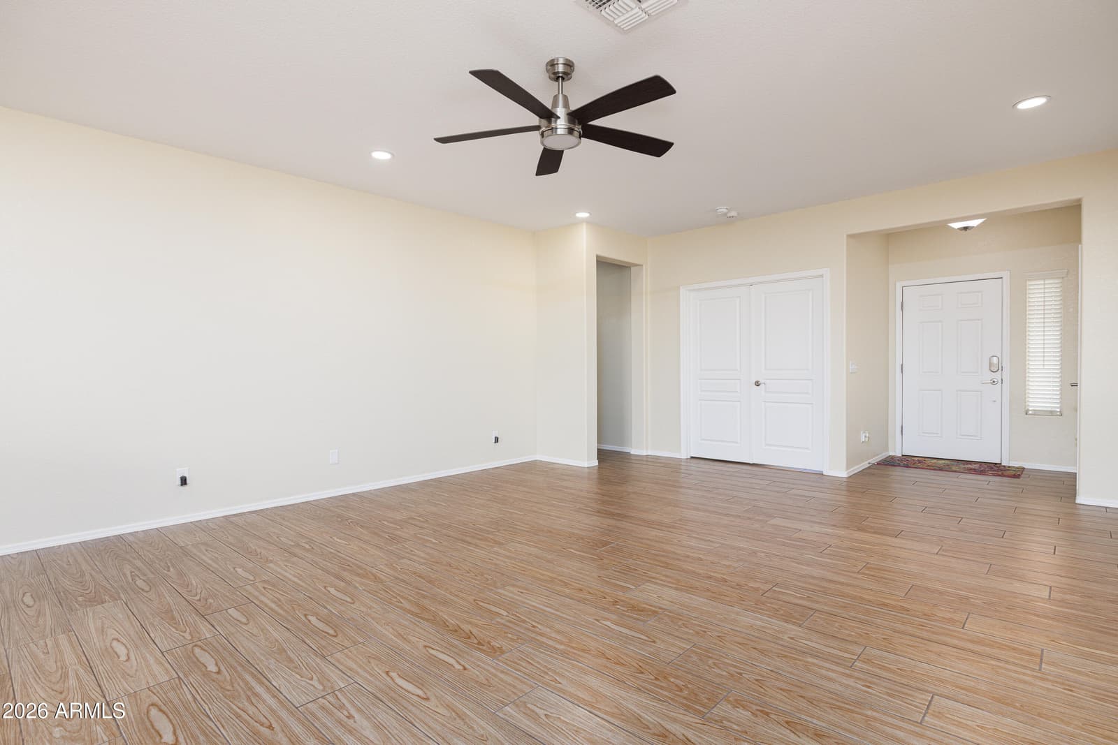 1467 Paso Robles Avenue, Sierra Vista, AZ 85635 — photo 6 of 35