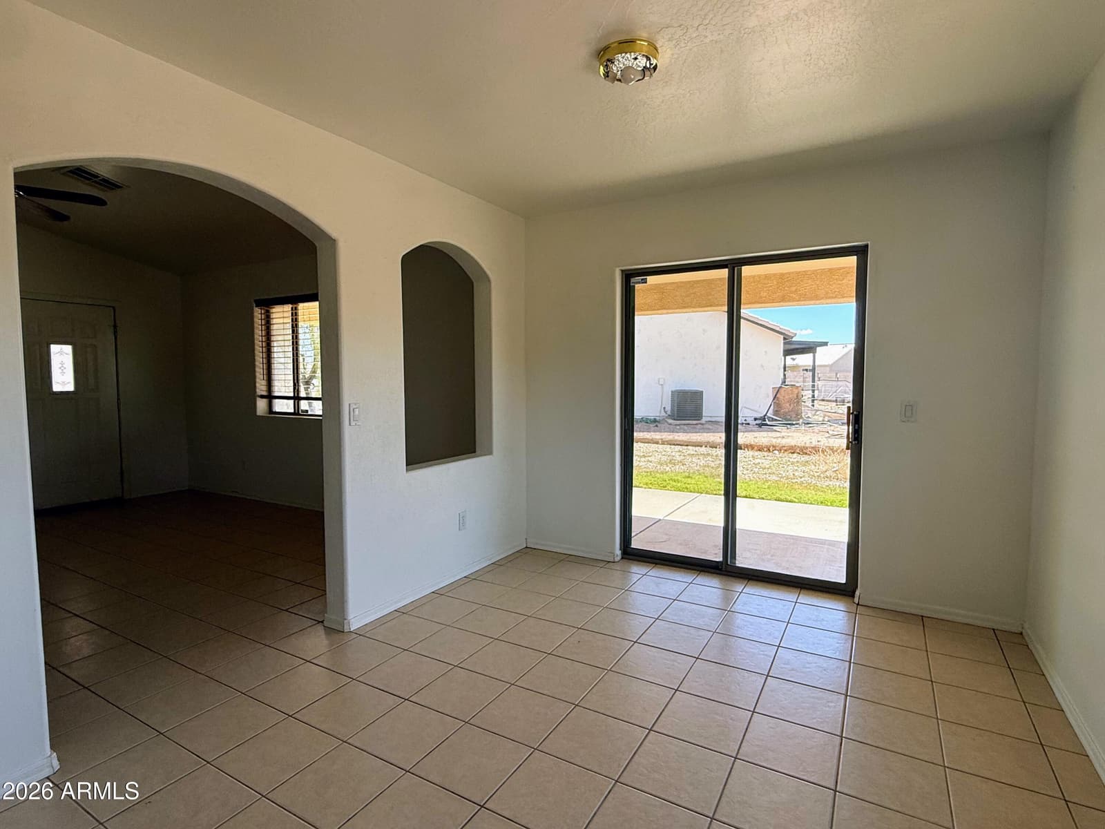 9828 W Lapaz Lane, Arizona City, AZ 85123 — photo 5 of 21