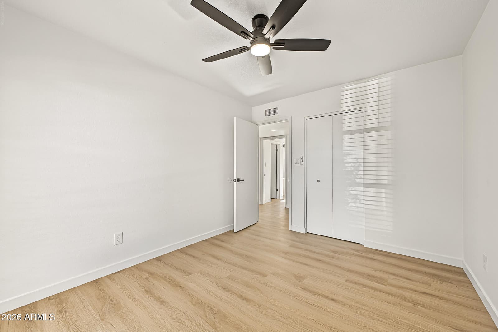 18210 N 23rd Avenue, Phoenix, AZ 85023 — photo 17 of 27