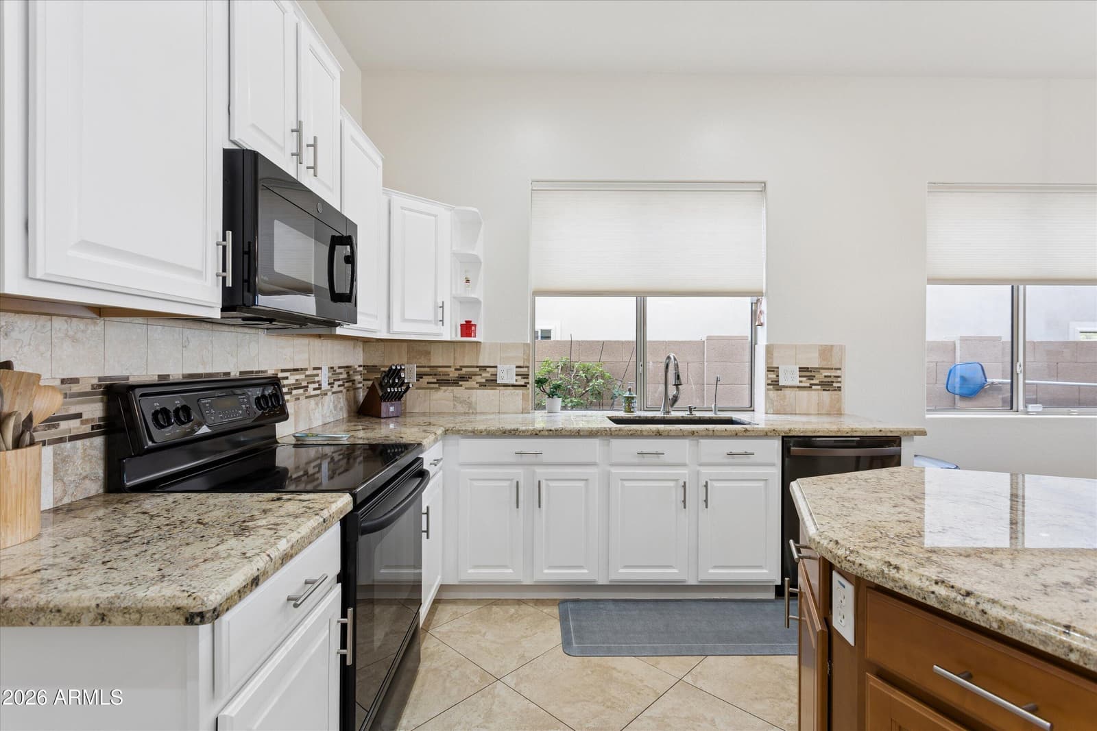 10550 E Sheena Drive, Scottsdale, AZ 85255 — photo 19 of 77