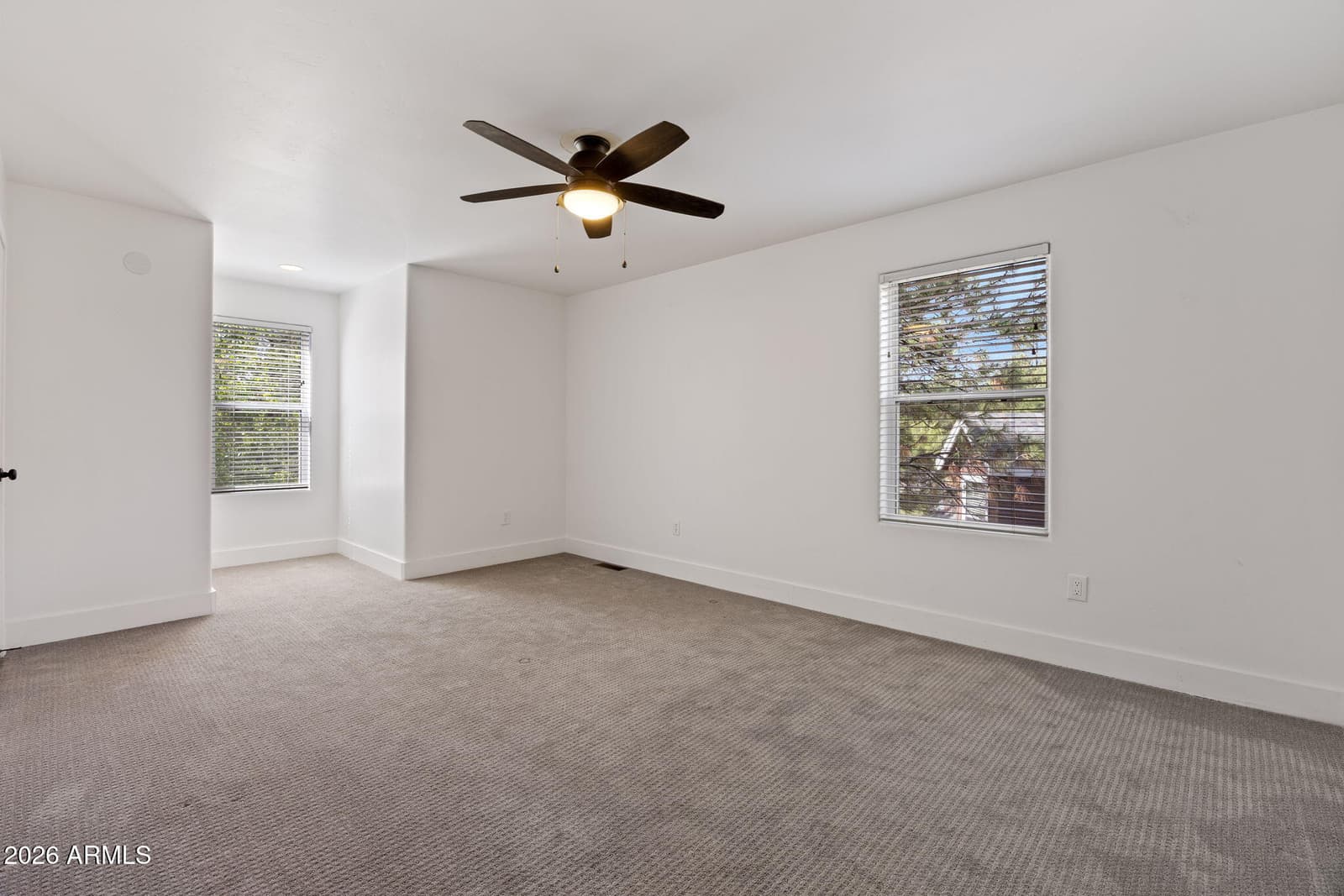 2232 Forest Park Drive, Overgaard, AZ 85933 — photo 18 of 39