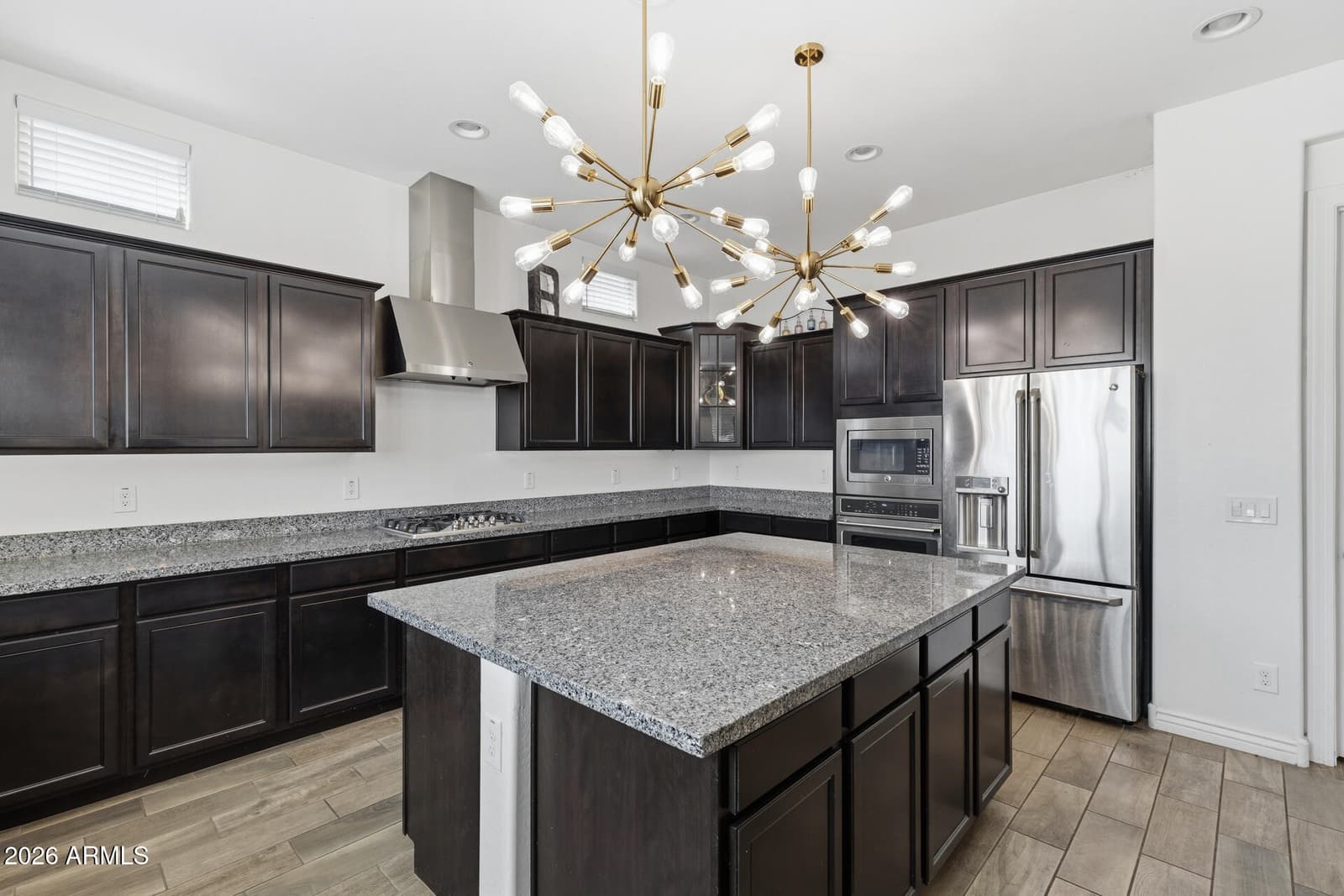 18387 W Paradise Lane, Surprise, AZ 85388 — photo 8 of 34