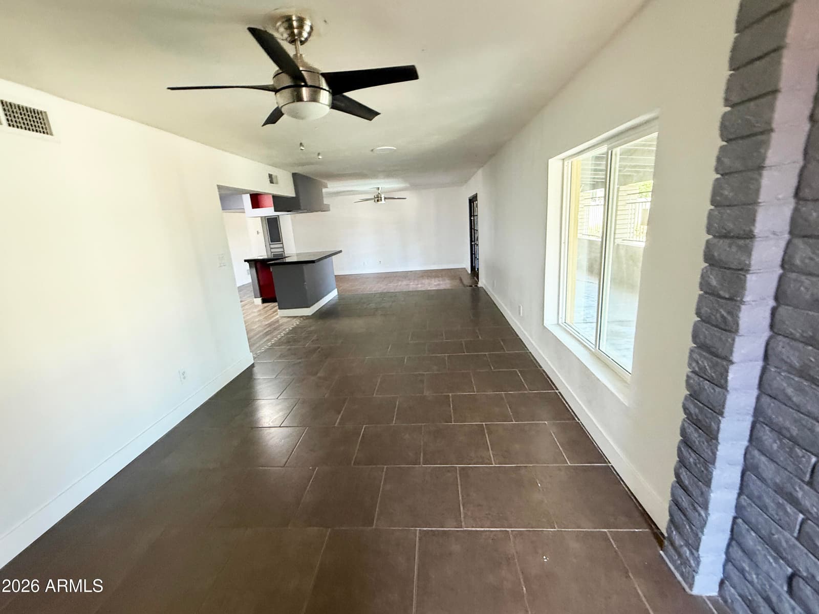 10037 N 43rd Avenue, Phoenix, AZ 85051 — photo 9 of 22