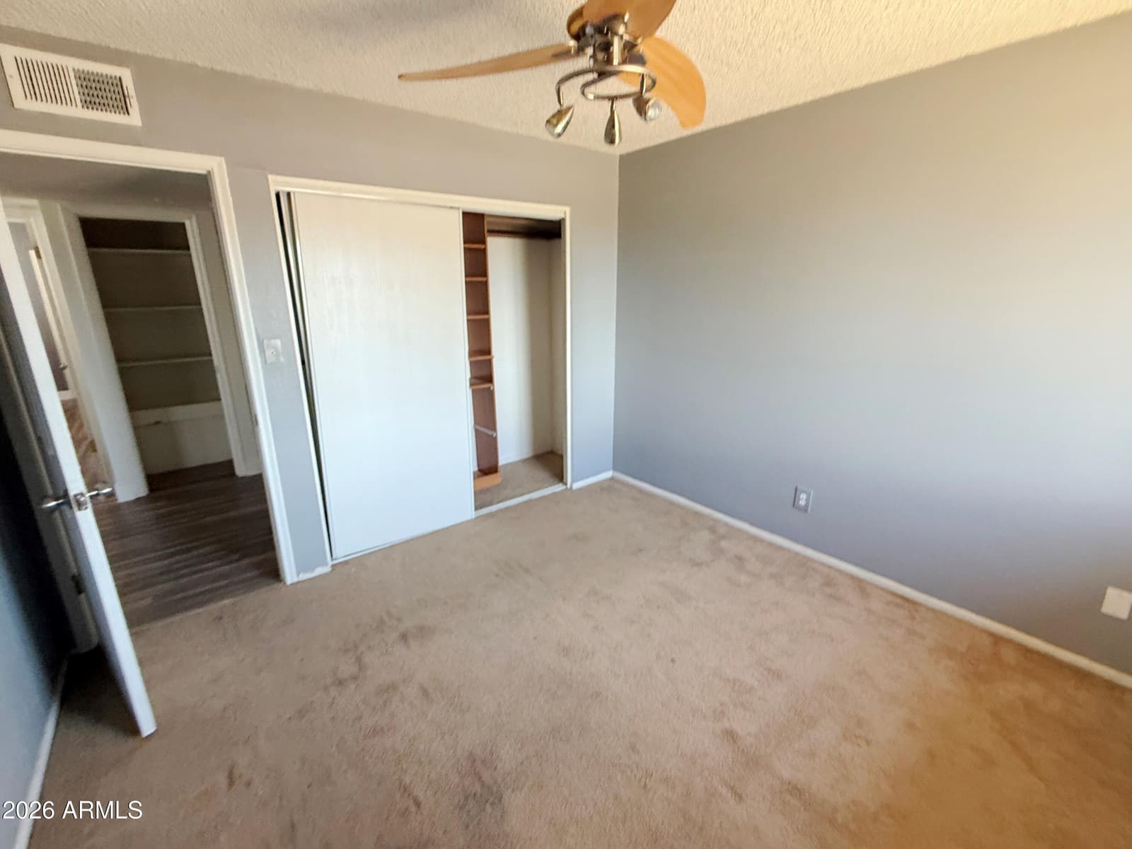 10037 N 43rd Avenue, Phoenix, AZ 85051 — photo 11 of 22