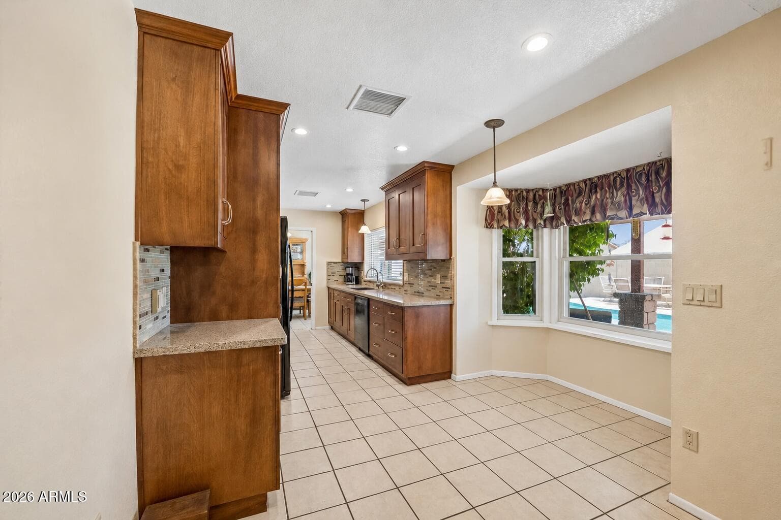 5809 W Purdue Avenue, Glendale, AZ 85302 — photo 5 of 25