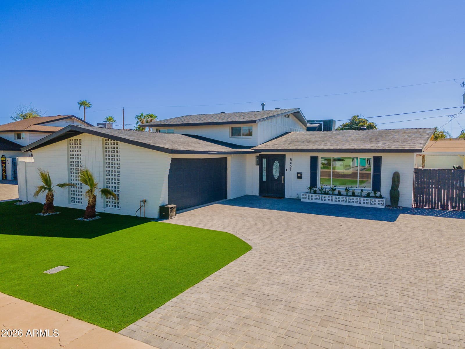 8437 E Keim Drive, Scottsdale, AZ 85250 — photo 1 of 45