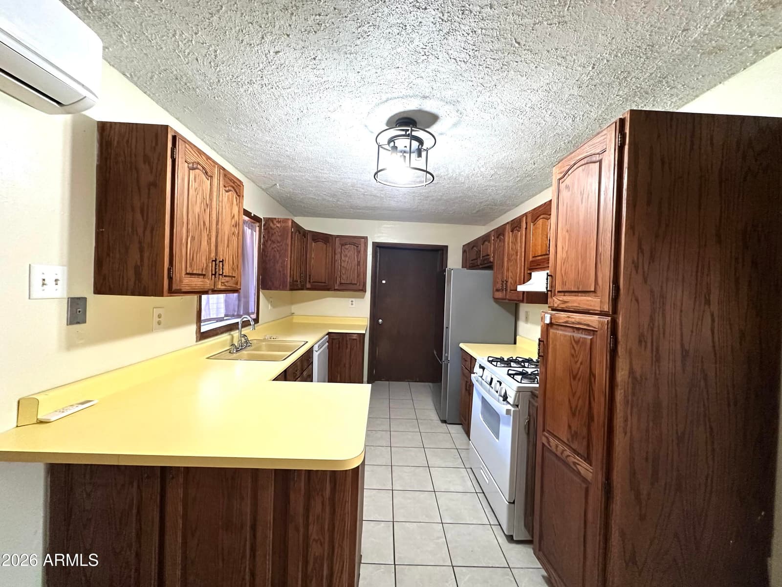 324 W Greenwich Road, Kearny, AZ 85137 — photo 6 of 28