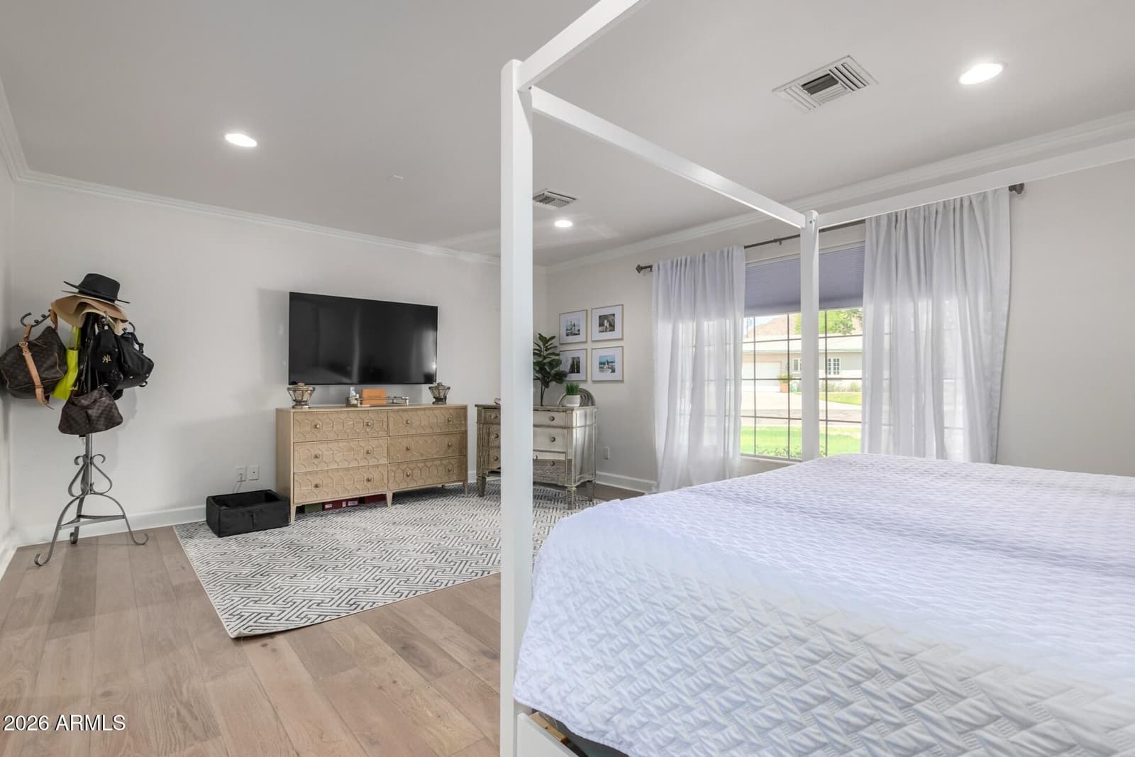 5555 E Monterosa Street, Phoenix, AZ 85018 — photo 14 of 28