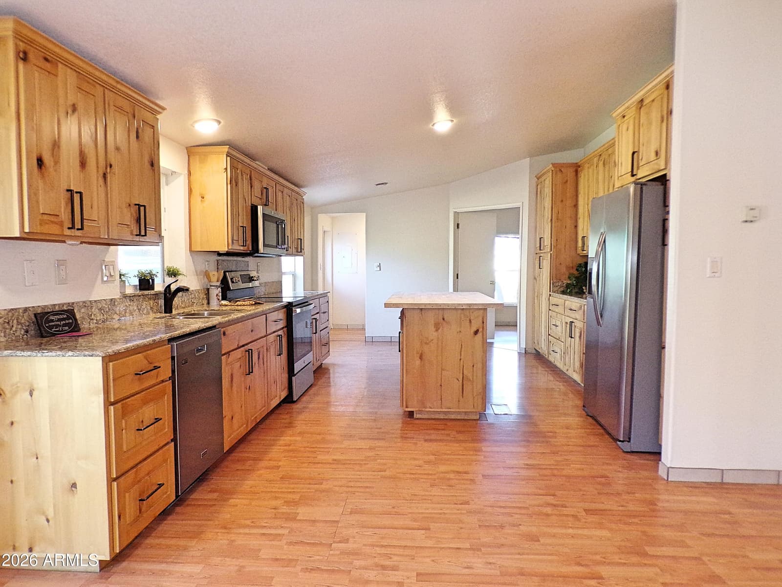 5760 S Mesquite Tree Lane, Hereford, AZ 85615 — photo 13 of 40
