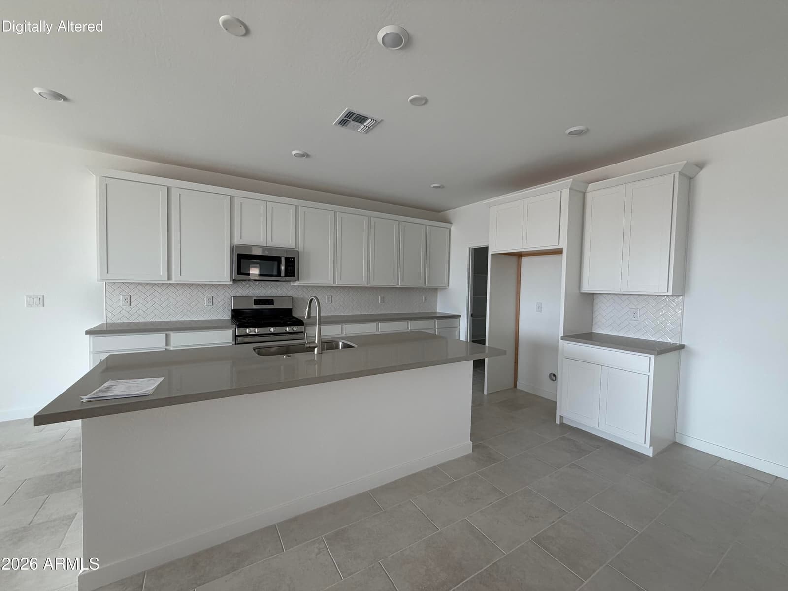 18249 W Pioneer Street, Goodyear, AZ 85338 — photo 5 of 12