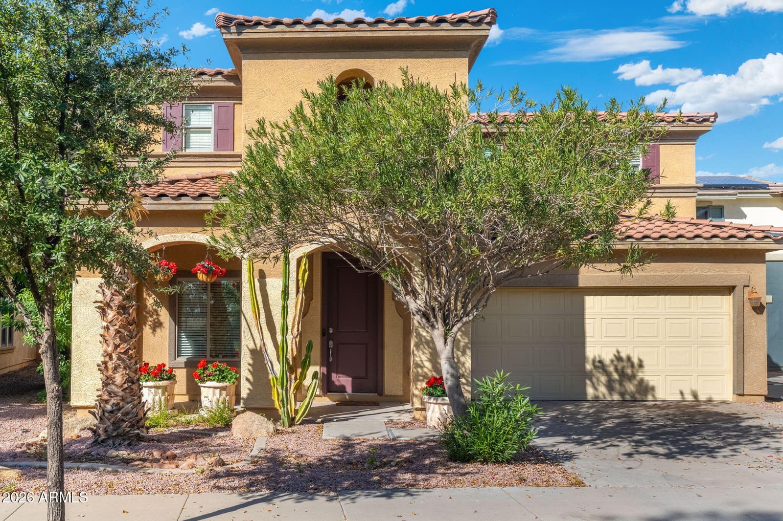 17086 N 184th Drive, Surprise, AZ 85374 — photo 2 of 33
