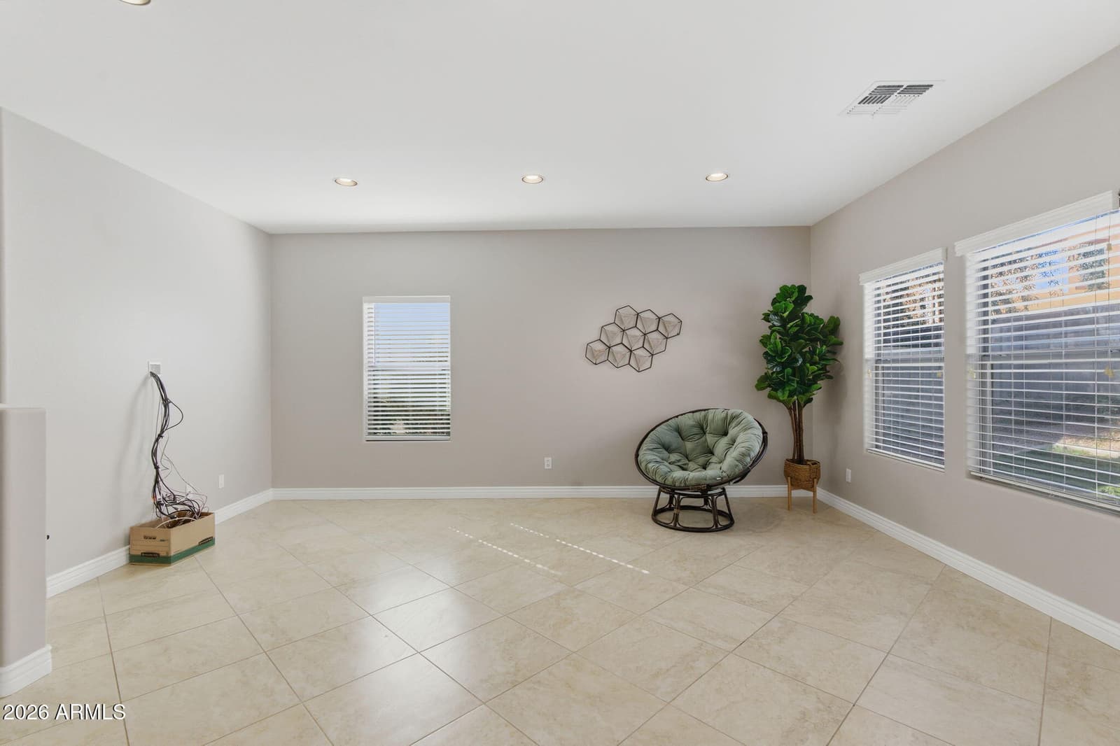 17086 N 184th Drive, Surprise, AZ 85374 — photo 12 of 33