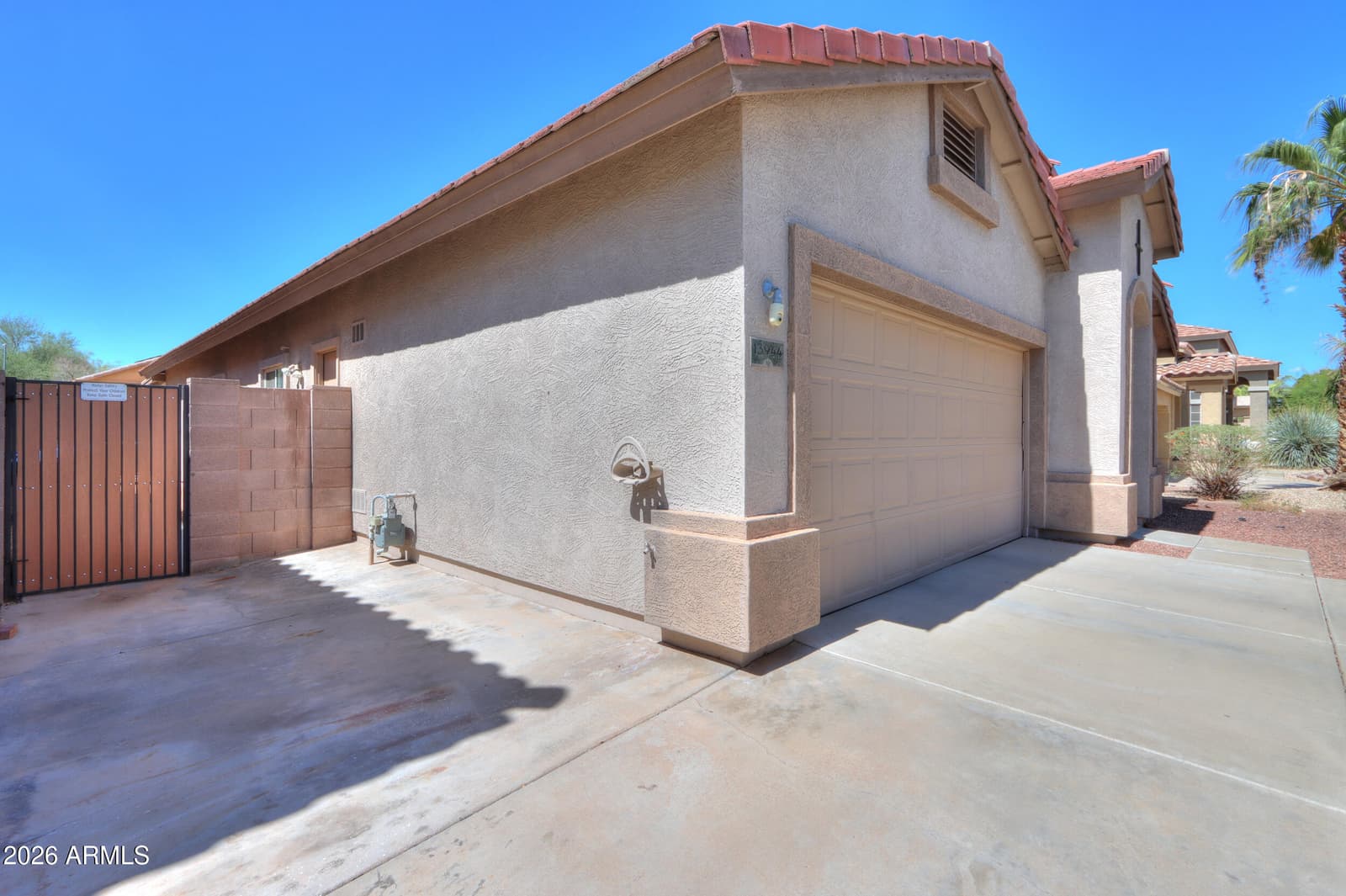 13944 N 158th Lane, Surprise, AZ 85379 — photo 5 of 59
