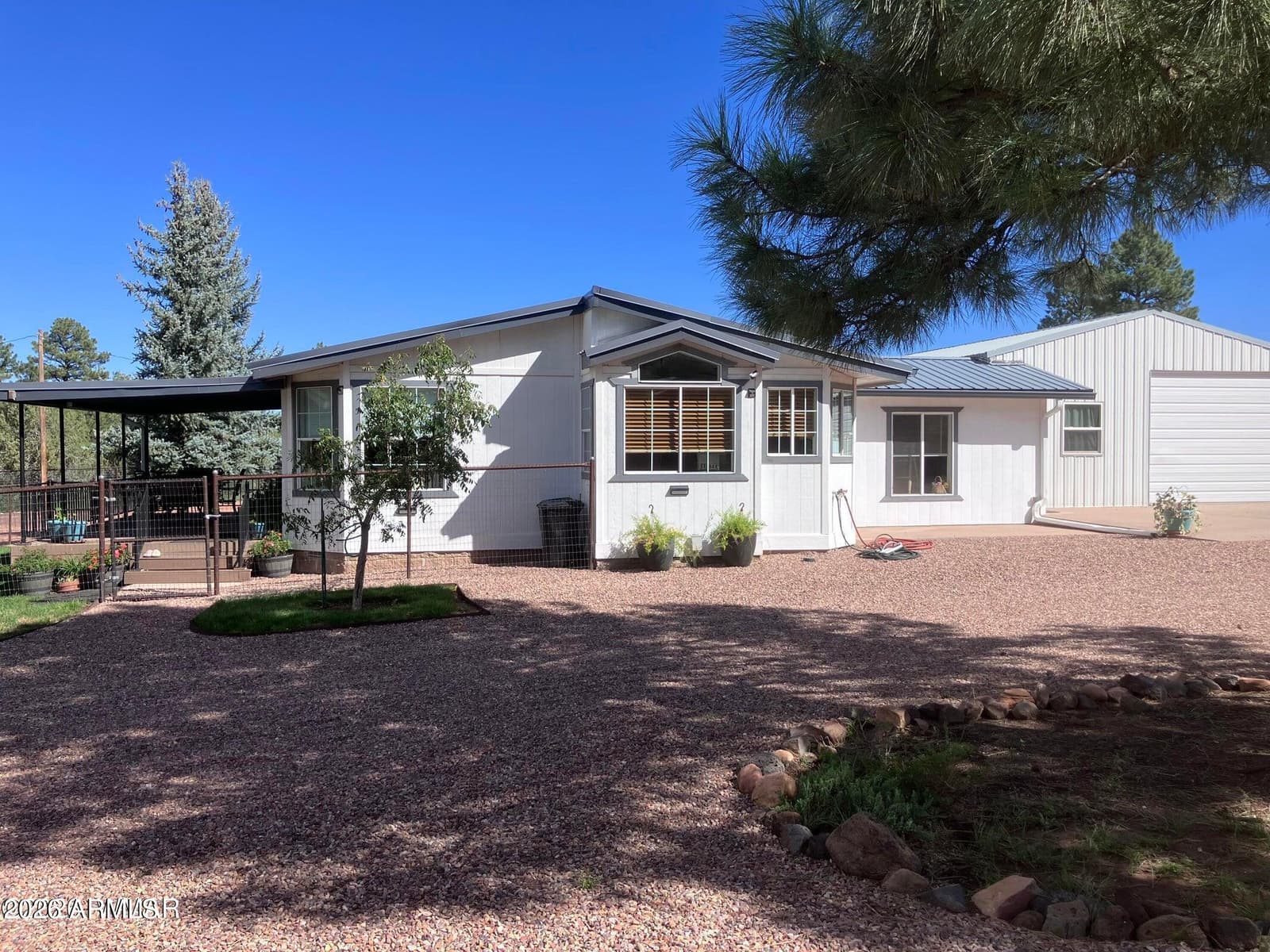 1087 Aspen Way, Show Low, AZ 85901 — photo 1 of 58