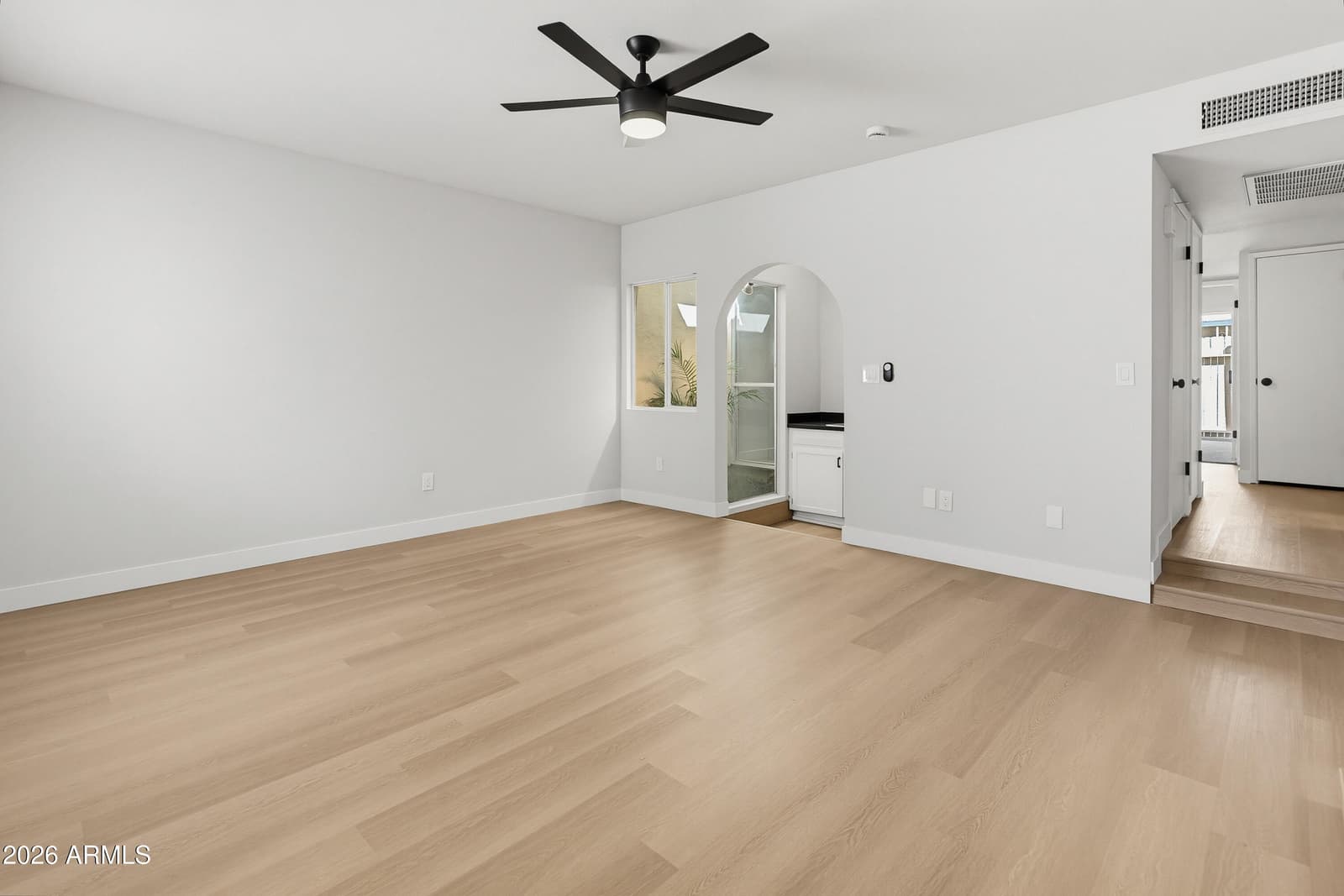 4742 W Palmaire Avenue, Glendale, AZ 85301 — photo 13 of 34