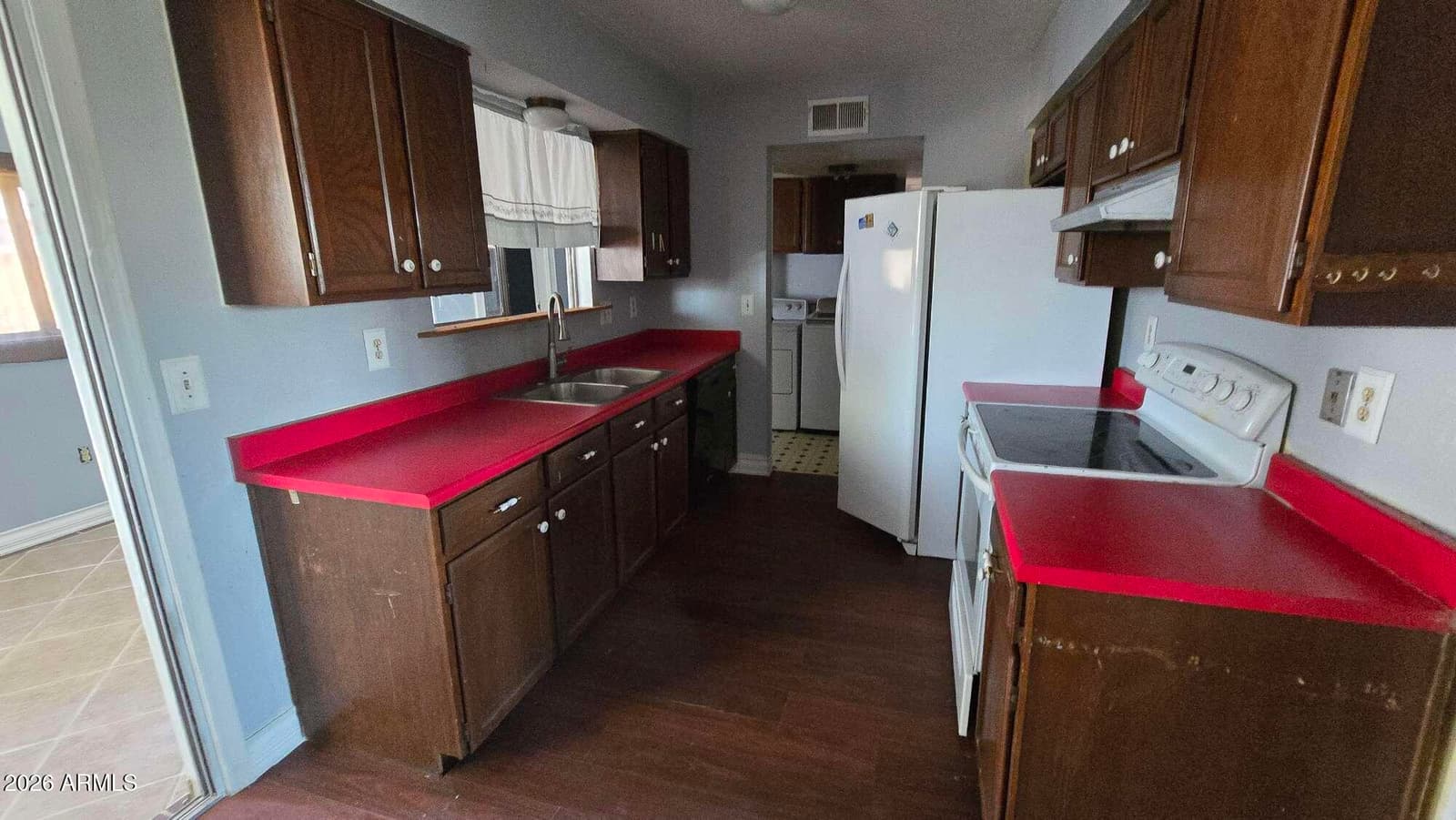 604 W Emelita Avenue, Mesa, AZ 85210 — photo 27 of 43