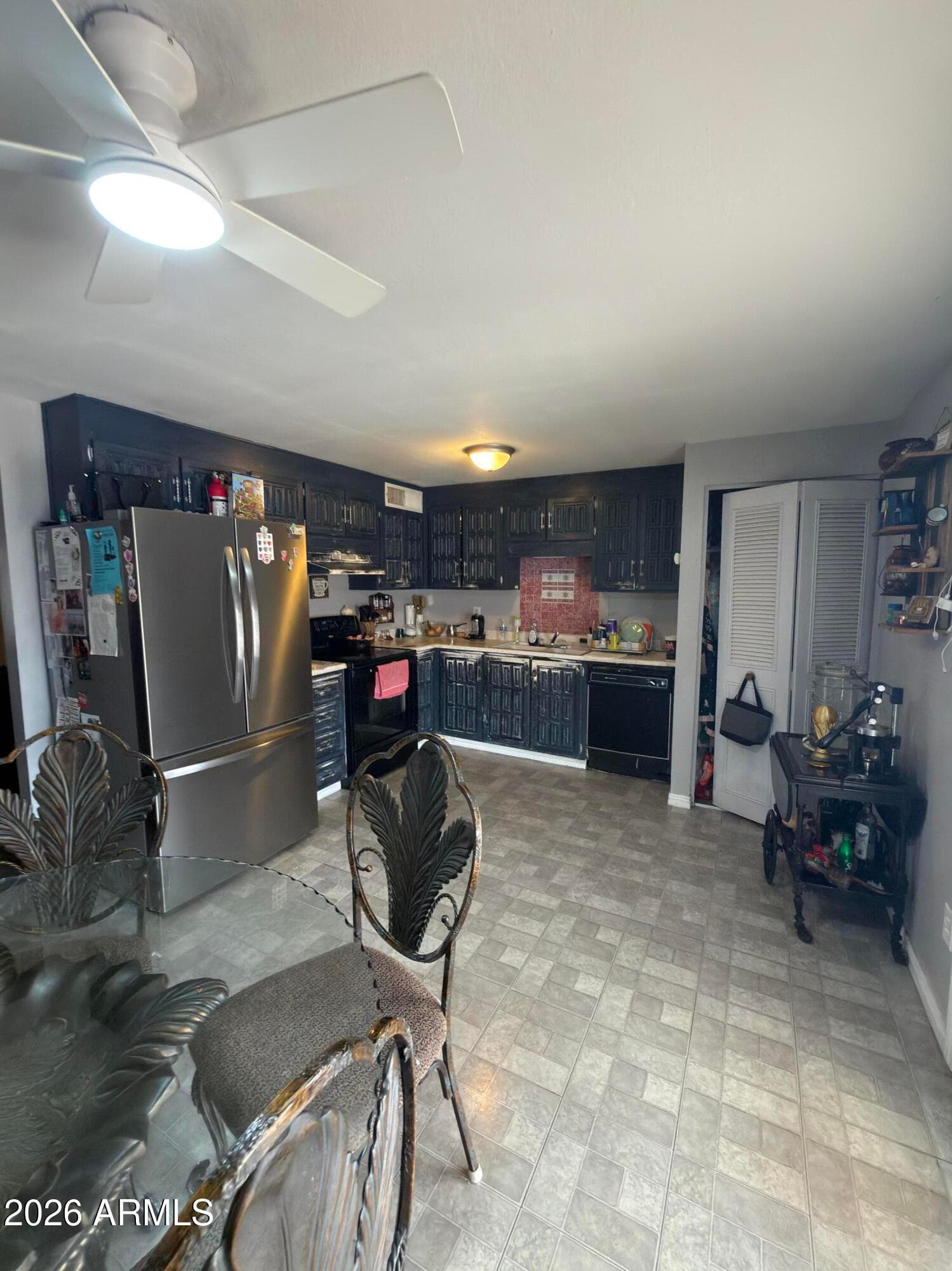 7207 W Devonshire Avenue, Phoenix, AZ 85033 — photo 10 of 20