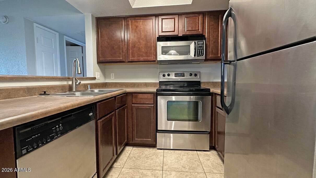 1720 E Thunderbird Road 2095, Phoenix, AZ 85022 — photo 12 of 22