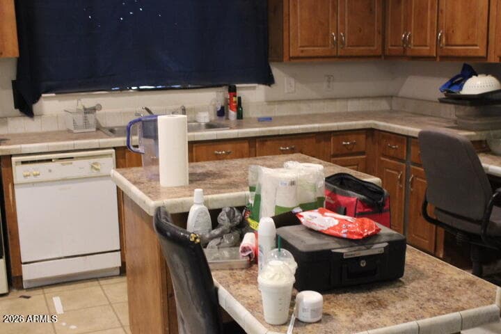 1127 S Cedar Drive, Apache Junction, AZ 85120 — photo 11 of 21