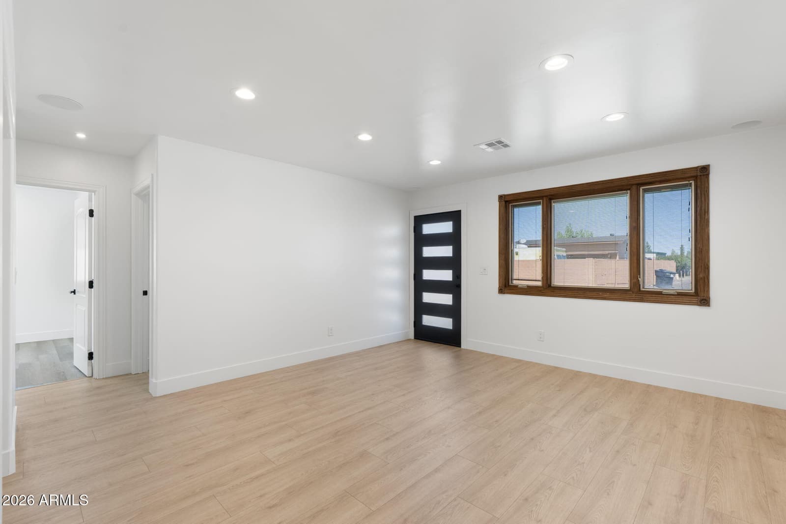 1421 W Rosal Place, Chandler, AZ 85224 — photo 3 of 38