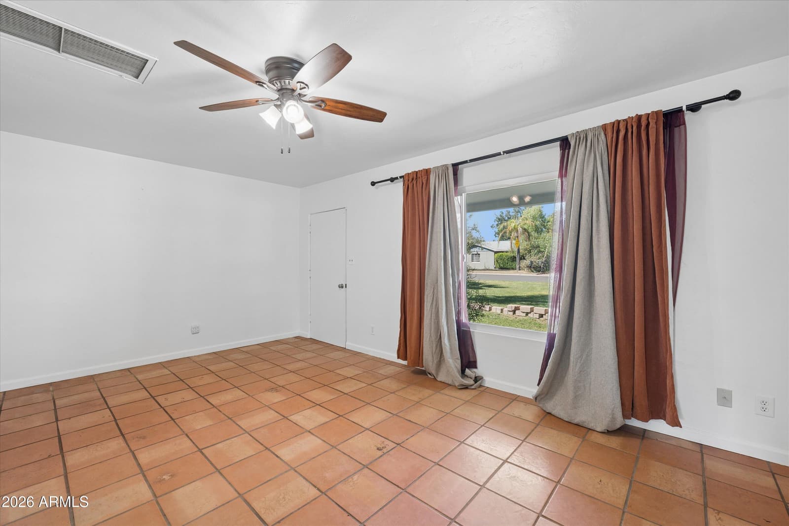 2107 W Minnezona Avenue, Phoenix, AZ 85015 — photo 15 of 40
