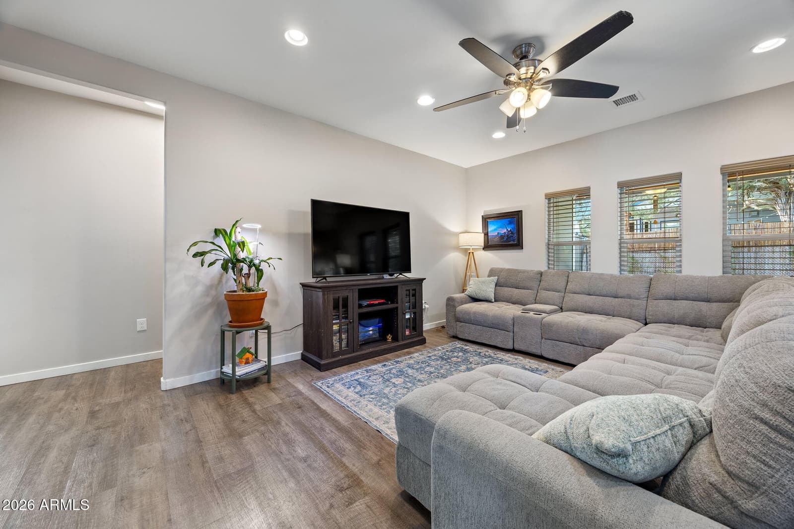 861 E Blue Jay Lane, Show Low, AZ 85901 — photo 3 of 35