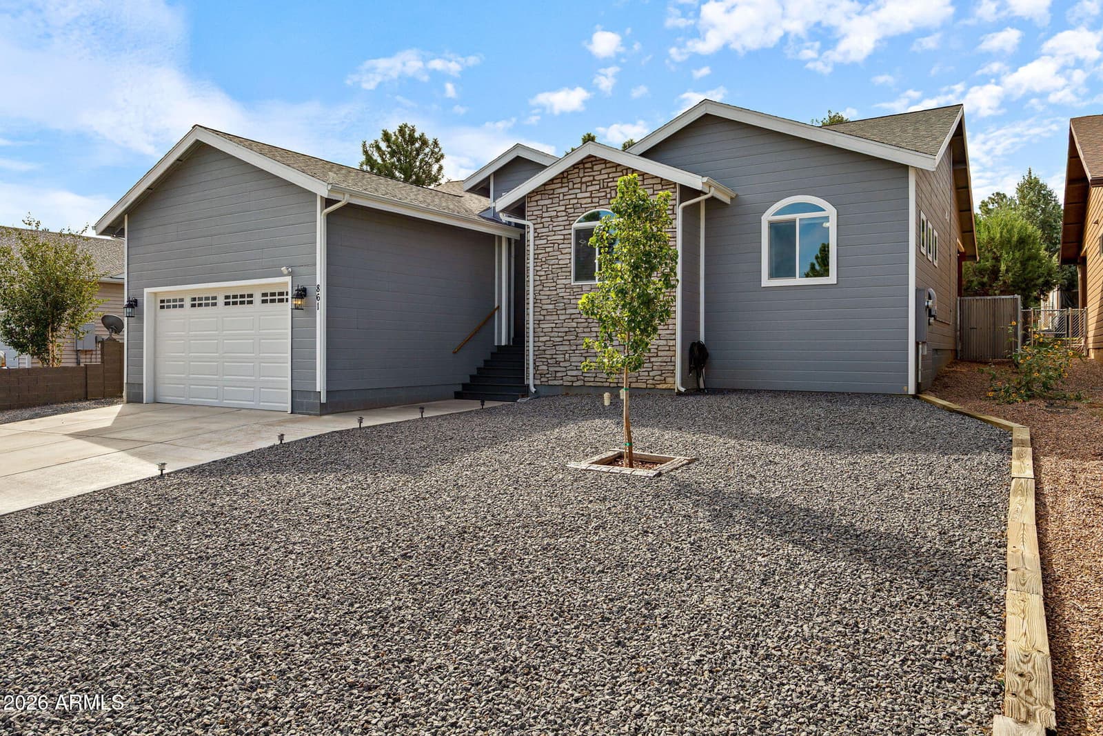 861 E Blue Jay Lane, Show Low, AZ 85901 — photo 1 of 35
