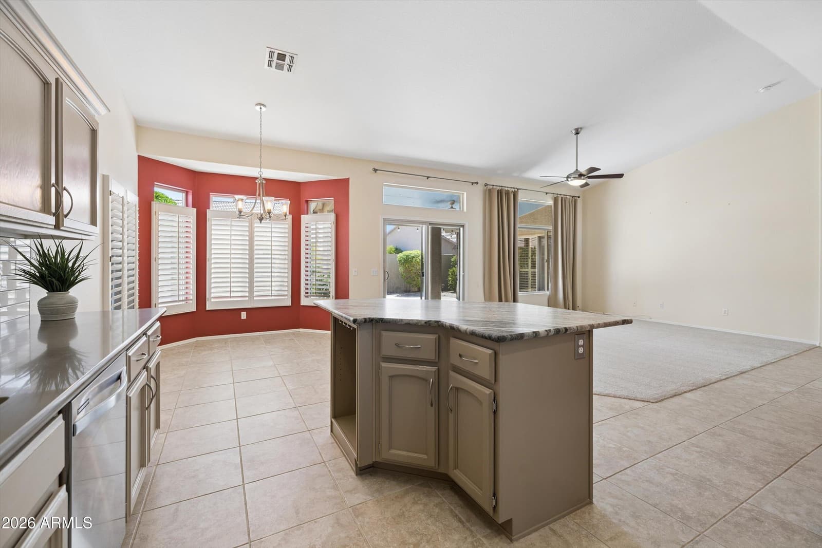 14707 W Monterey Way, Goodyear, AZ 85395 — photo 10 of 49