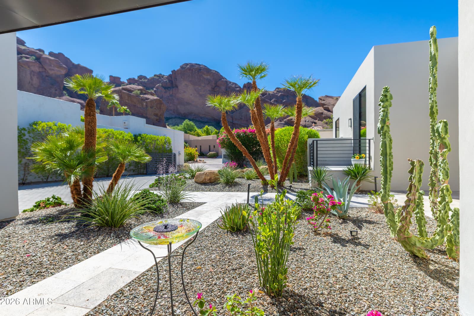5724 N Echo Canyon Drive, Phoenix, AZ 85018 — photo 25 of 127