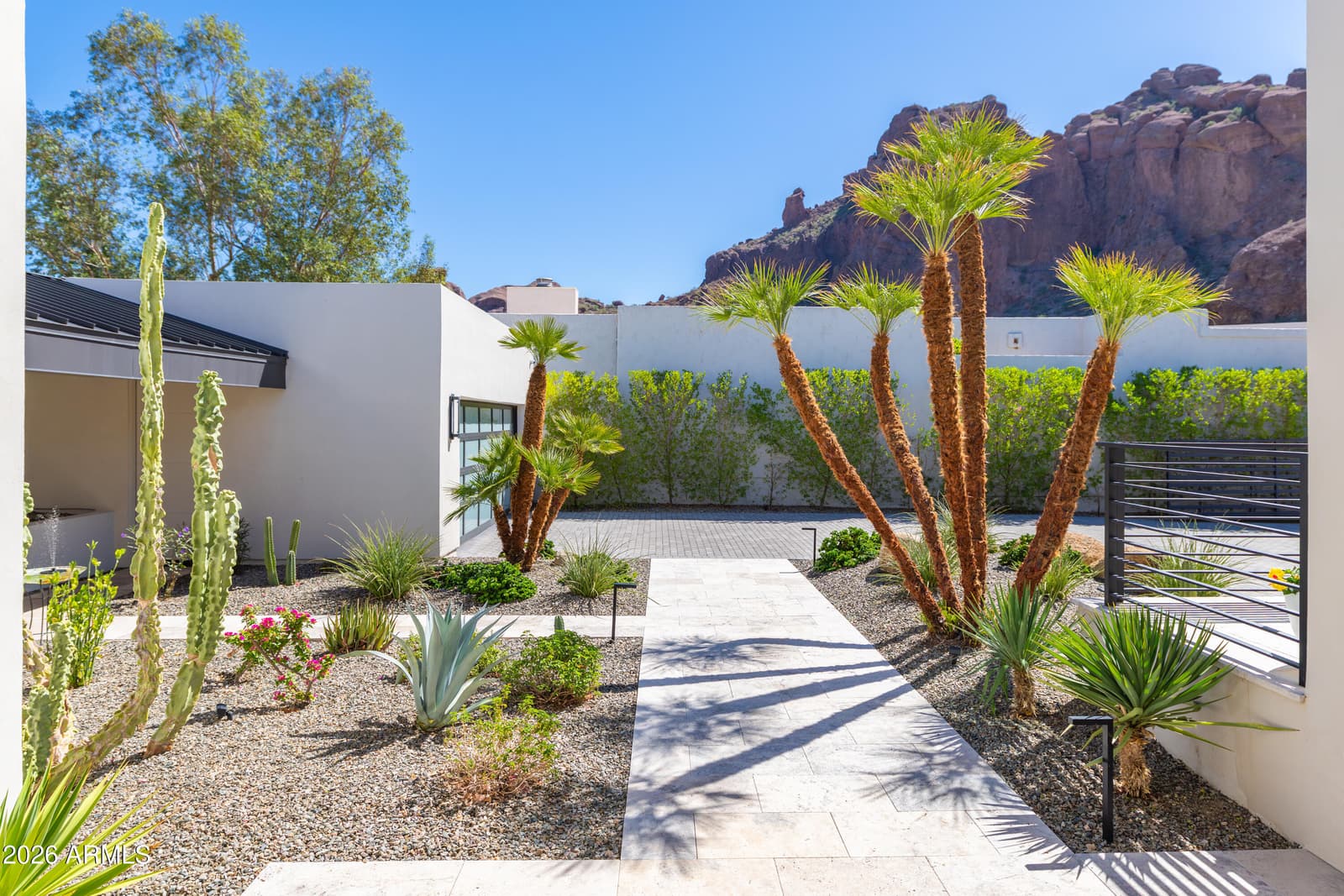 5724 N Echo Canyon Drive, Phoenix, AZ 85018 — photo 29 of 127