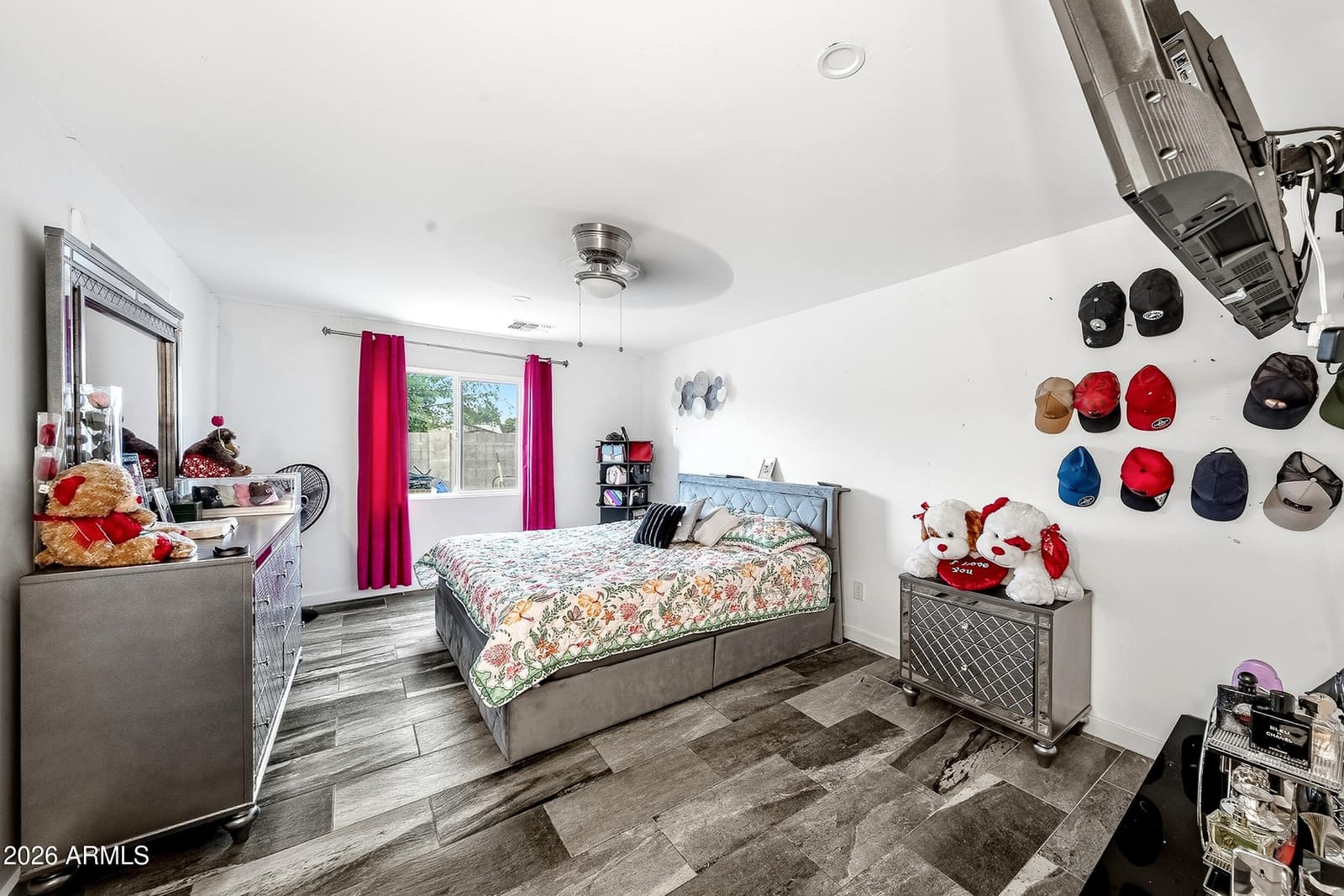 8117 W Elm Street, Phoenix, AZ 85033 — photo 9 of 20