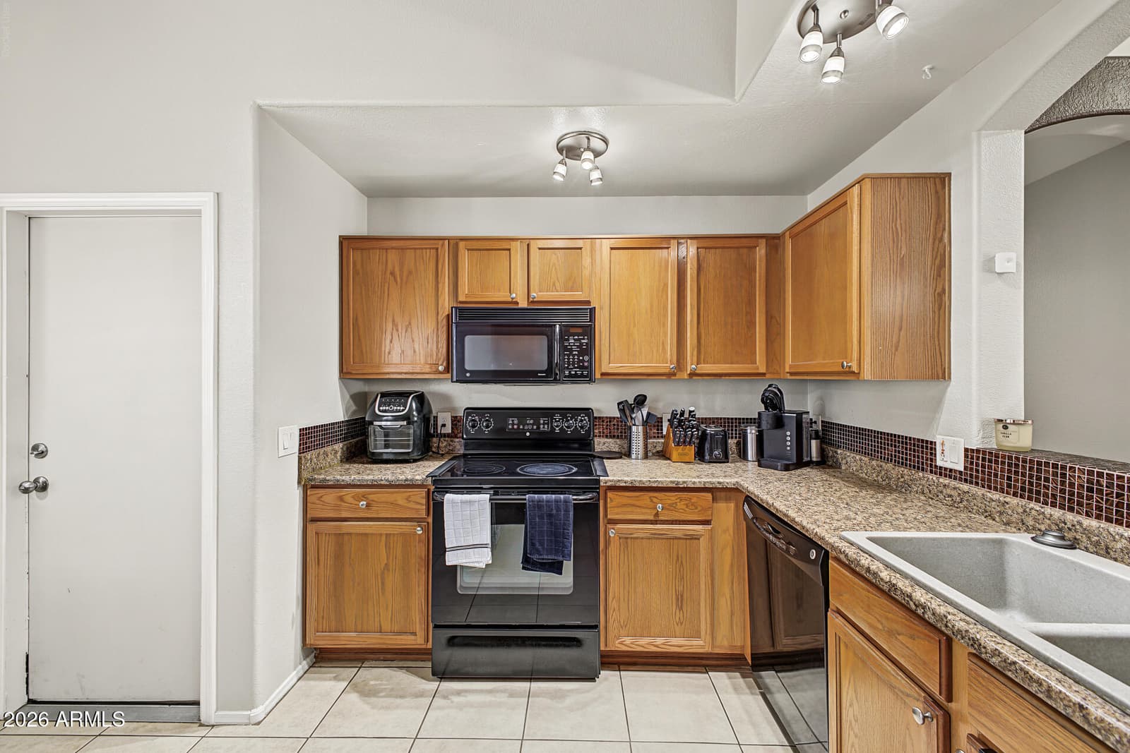 16119 W Morning Glory Street, Goodyear, AZ 85338 — photo 7 of 28