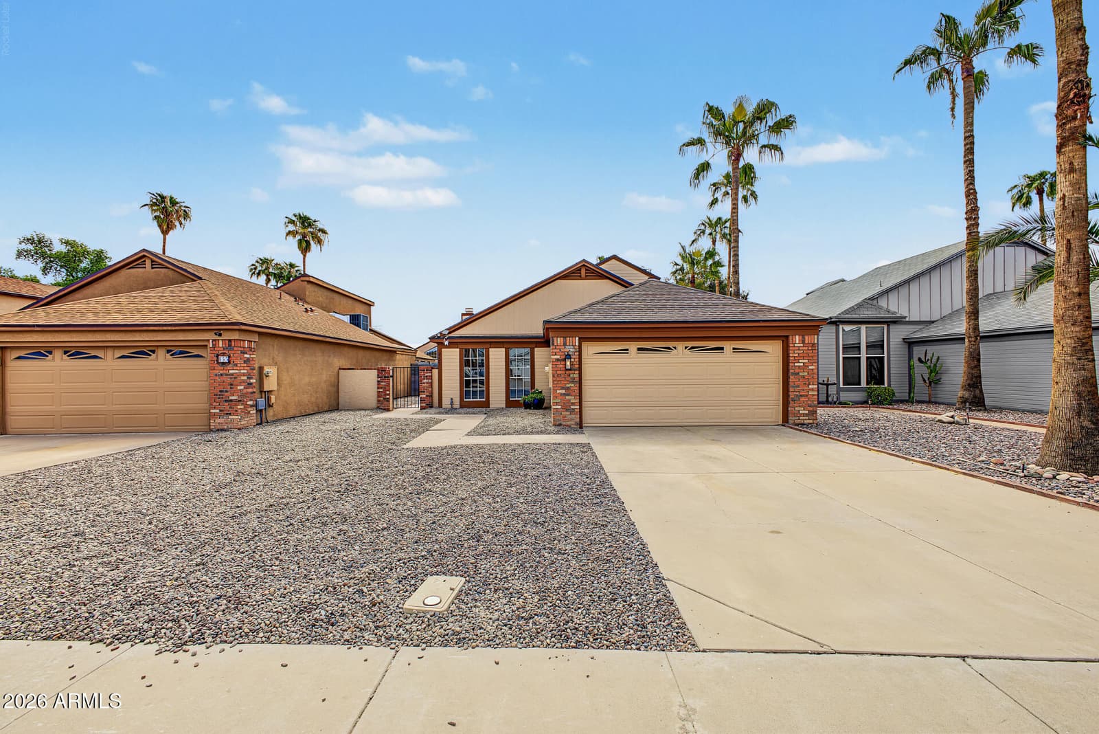 851 E Rockwell Drive, Chandler, AZ 85225 — photo 4 of 54