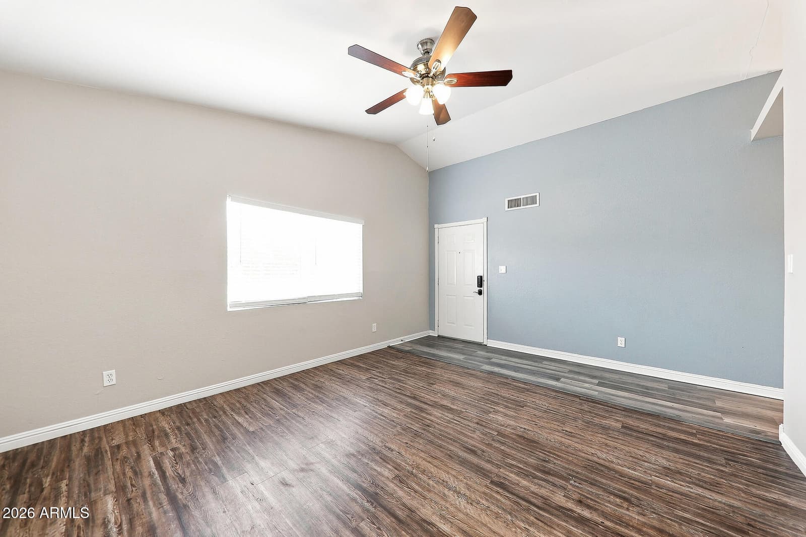 6325 W Hearn Road, Glendale, AZ 85306 — photo 4 of 21