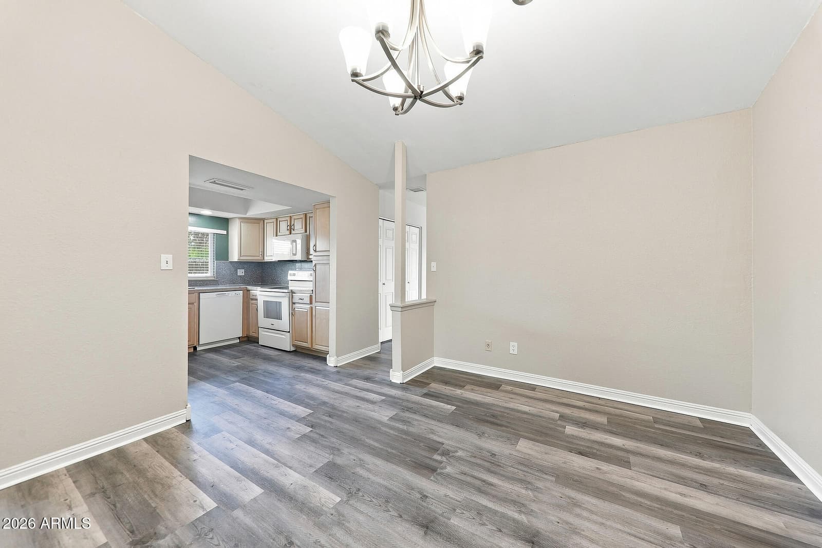 6325 W Hearn Road, Glendale, AZ 85306 — photo 5 of 21