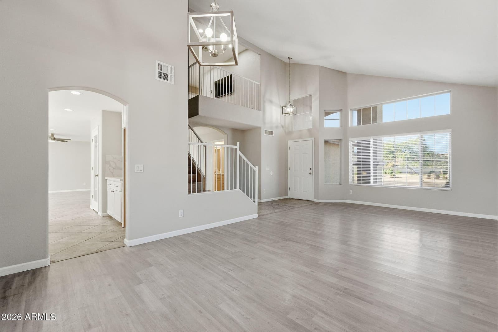 5335 W Kerry Lane, Glendale, AZ 85308 — photo 6 of 65